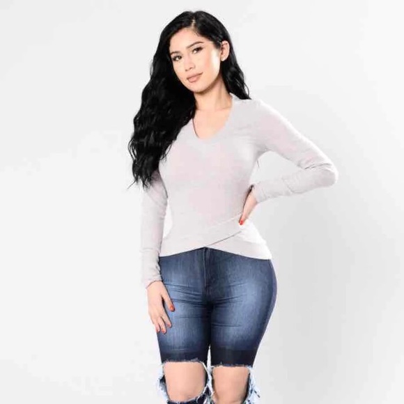 unique style sweater - Picture 3 of 8